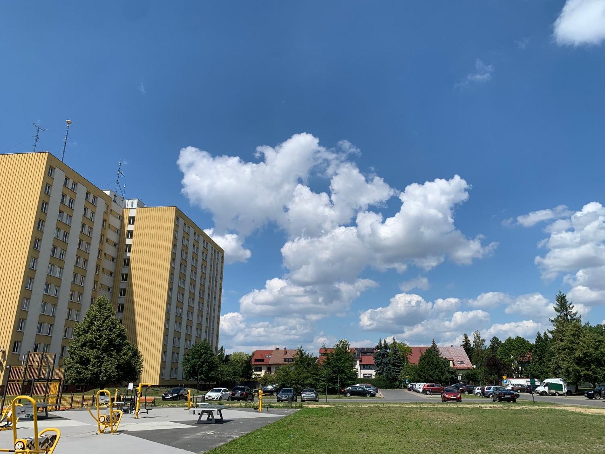 Apartament Goscinne Ikar - Metro I Parking